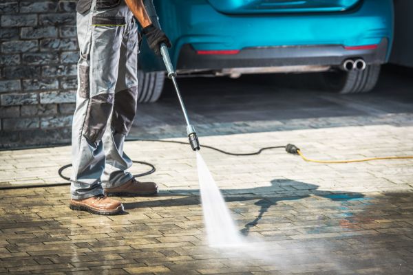 Driveway Pressure Washing in Owensboro