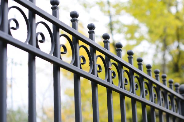 Wrought Iron Fence Cleaning in Owensboro