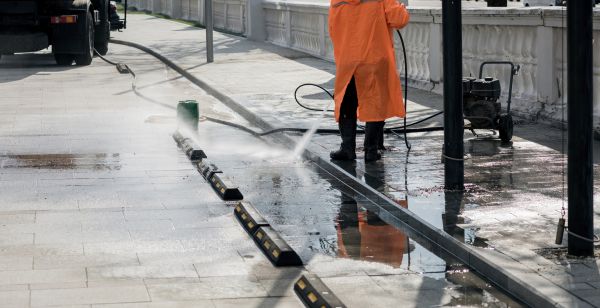 Parking Lot Pressure Washing in Owensboro