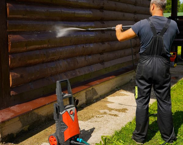 Cost of Log Home Pressure Washing in Owensboro