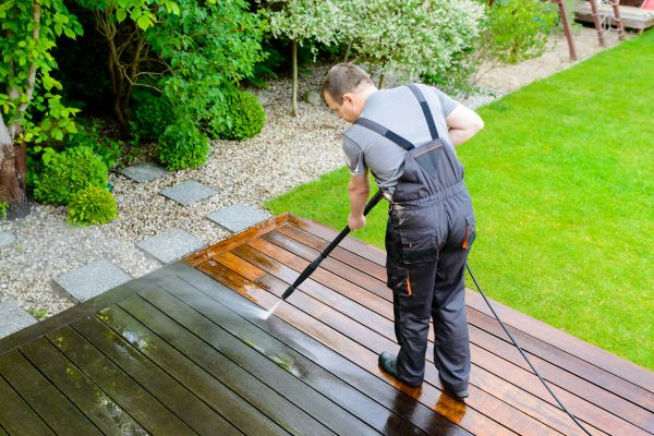 Cost of Deck And Patio Cleaning in Owensboro