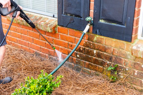 Brick Home Power Washing in Owensboro